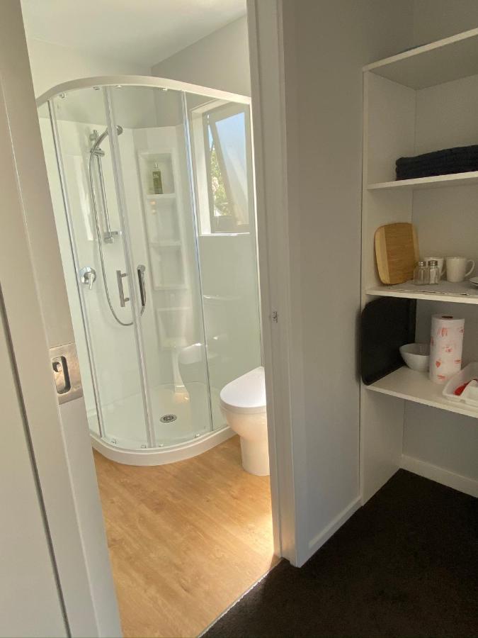 Central Retreat And Self Contained With Free Wifi Cromwell Exteriör bild